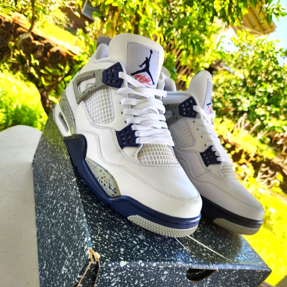 Air Jordan 4 retro shoes